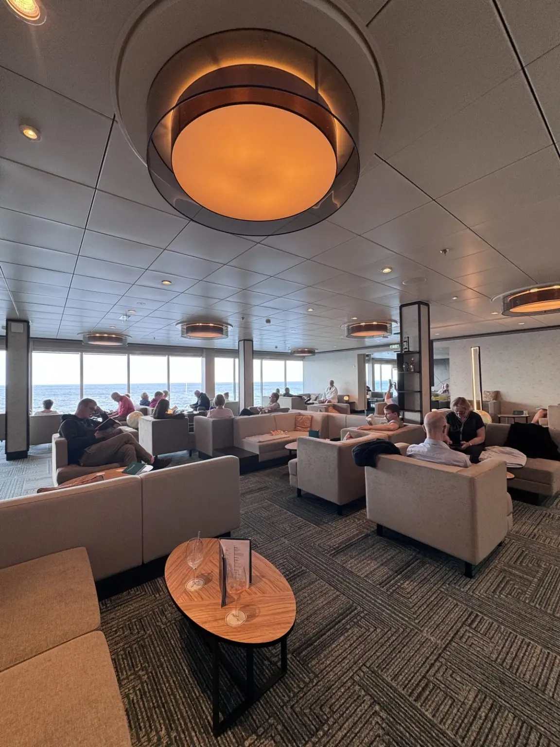 Ruhepool Lounge Mein Schiff 1