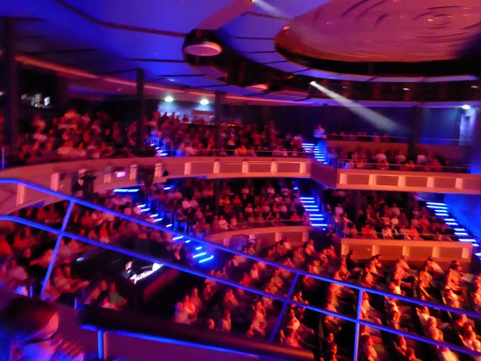 Mein Schiff 4 Theater