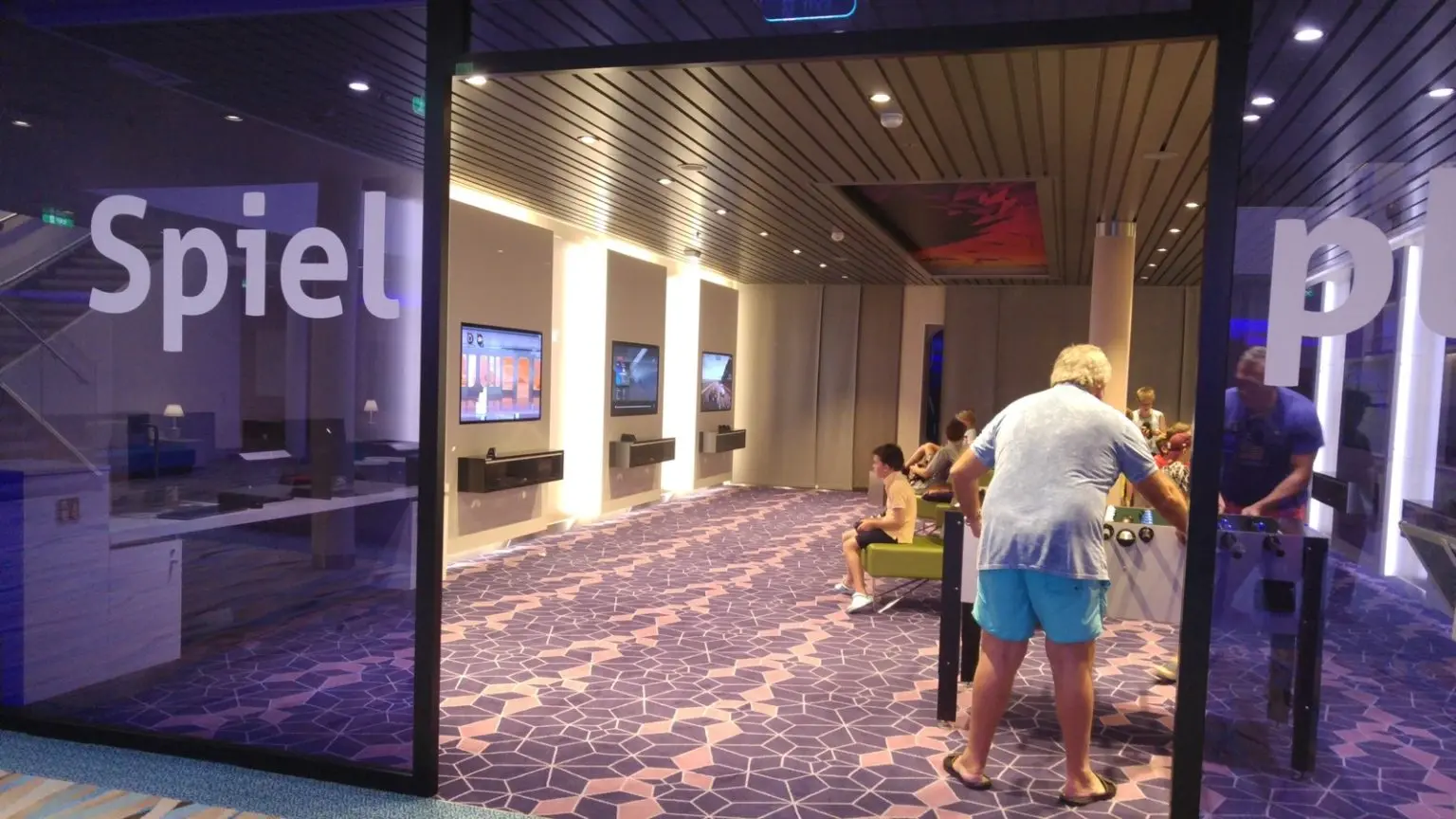 Spielplatz Mein Schiff 4