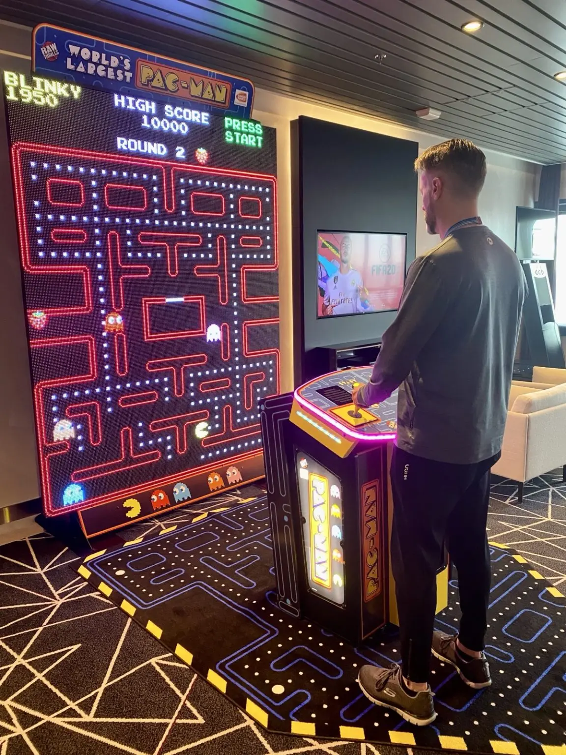 Sturmfrei - Teenslounge Mein Schiff 4