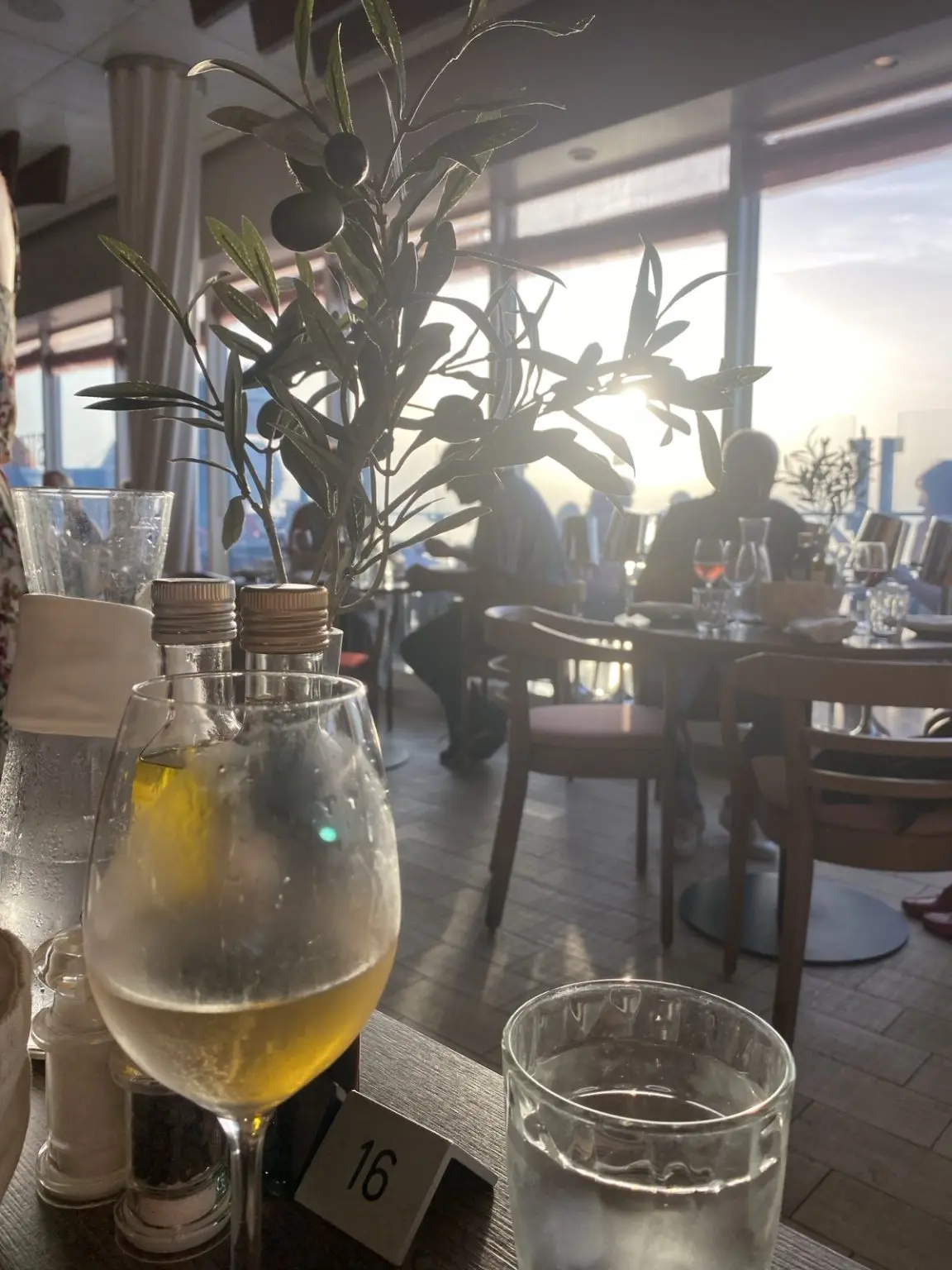 Mein Schiff 5 Osteria Restaurant