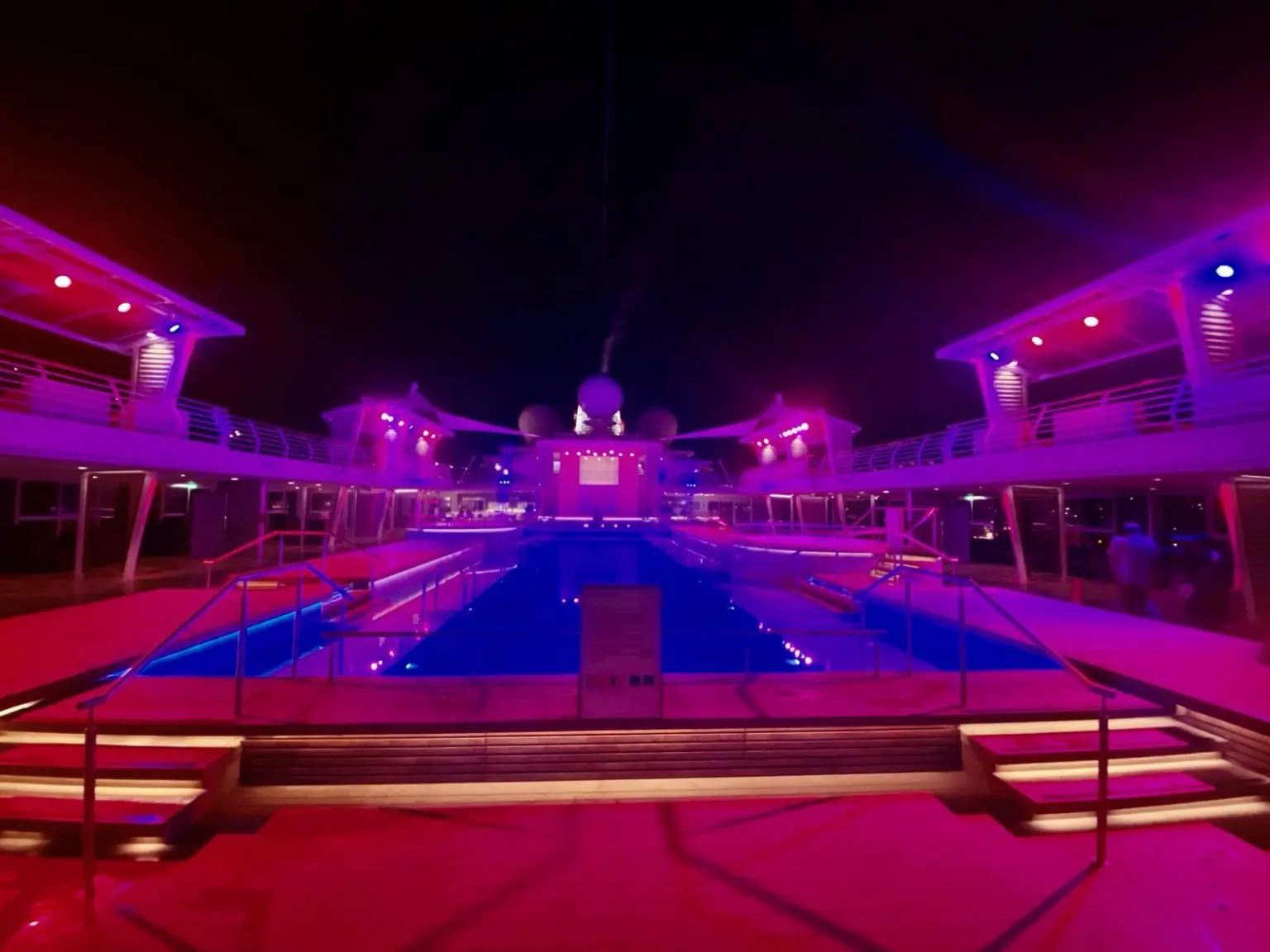 Mein Schiff 5 Pool