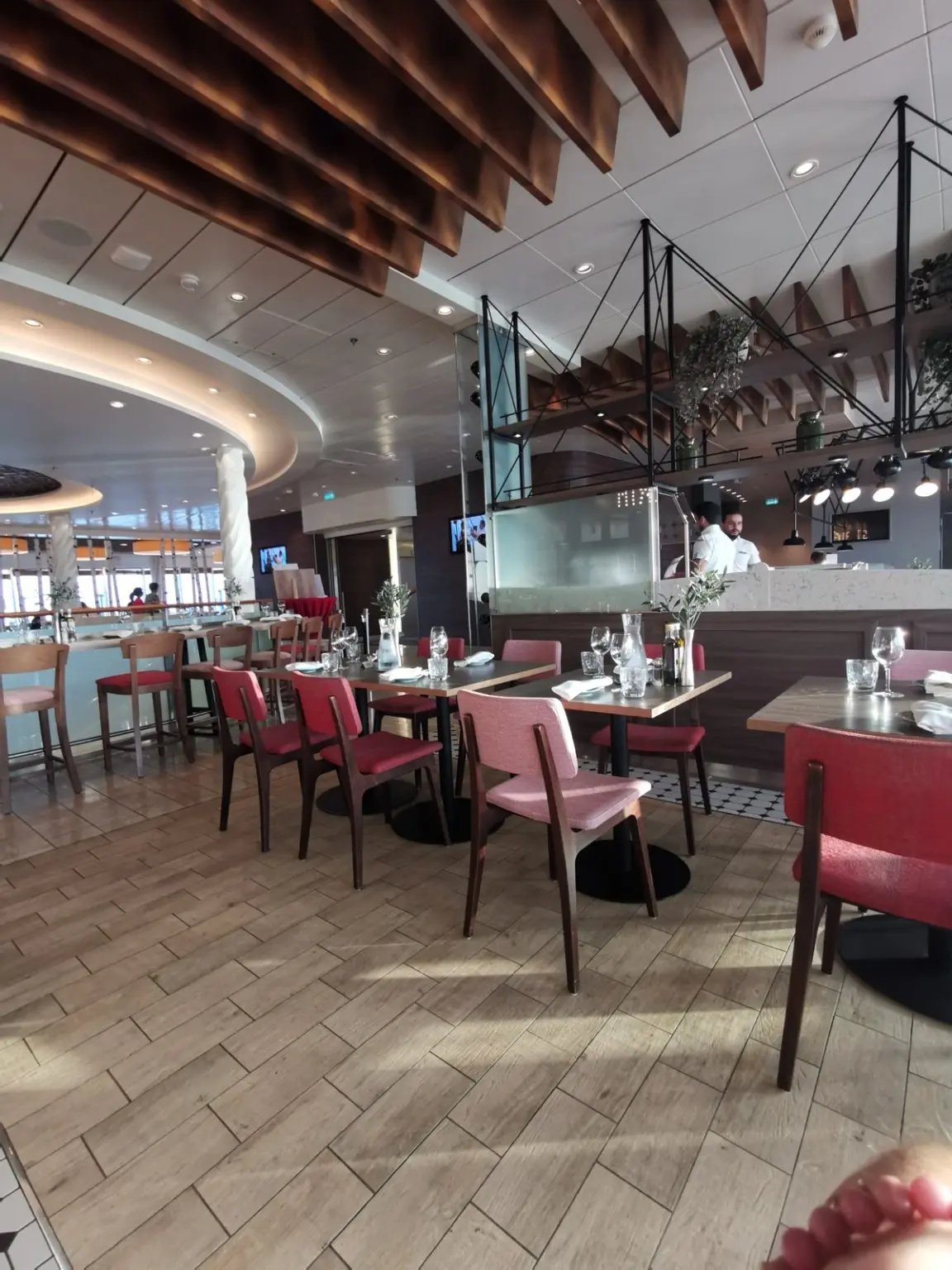 Mein Schiff 5 Osteria Restaurant