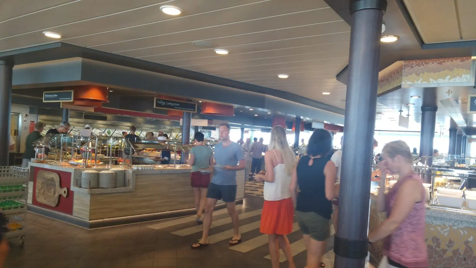 Mein Schiff 6 Anckelmannsplatz – Buffet-Restaurant