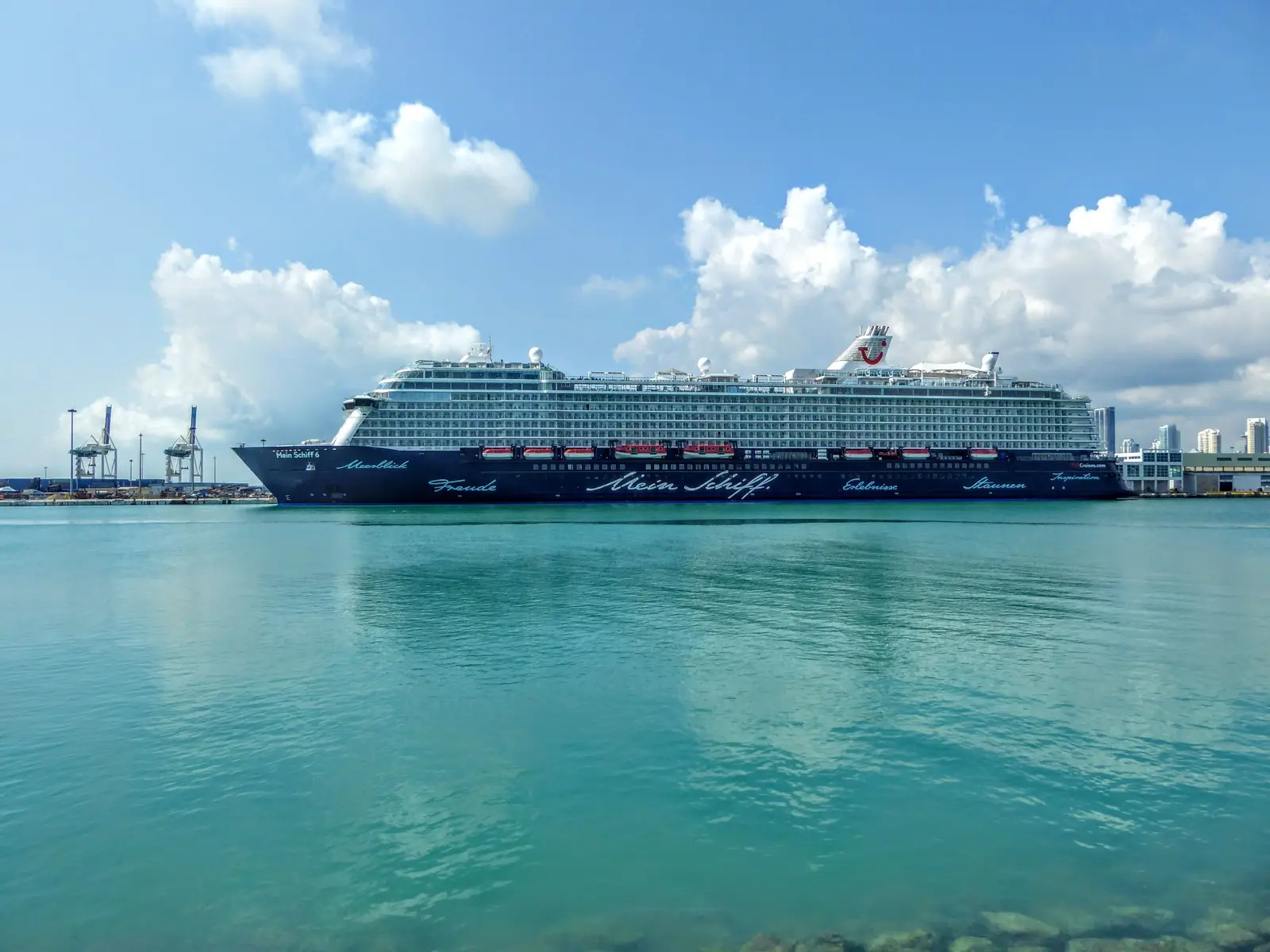 Mein Schiff 6