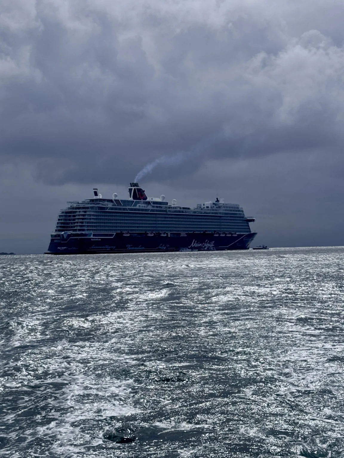 Mein Schiff in Samana