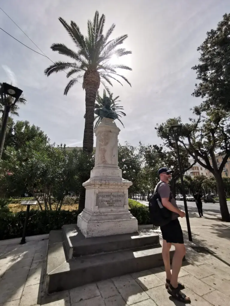 Denkmal Givseppe Massari in Bari