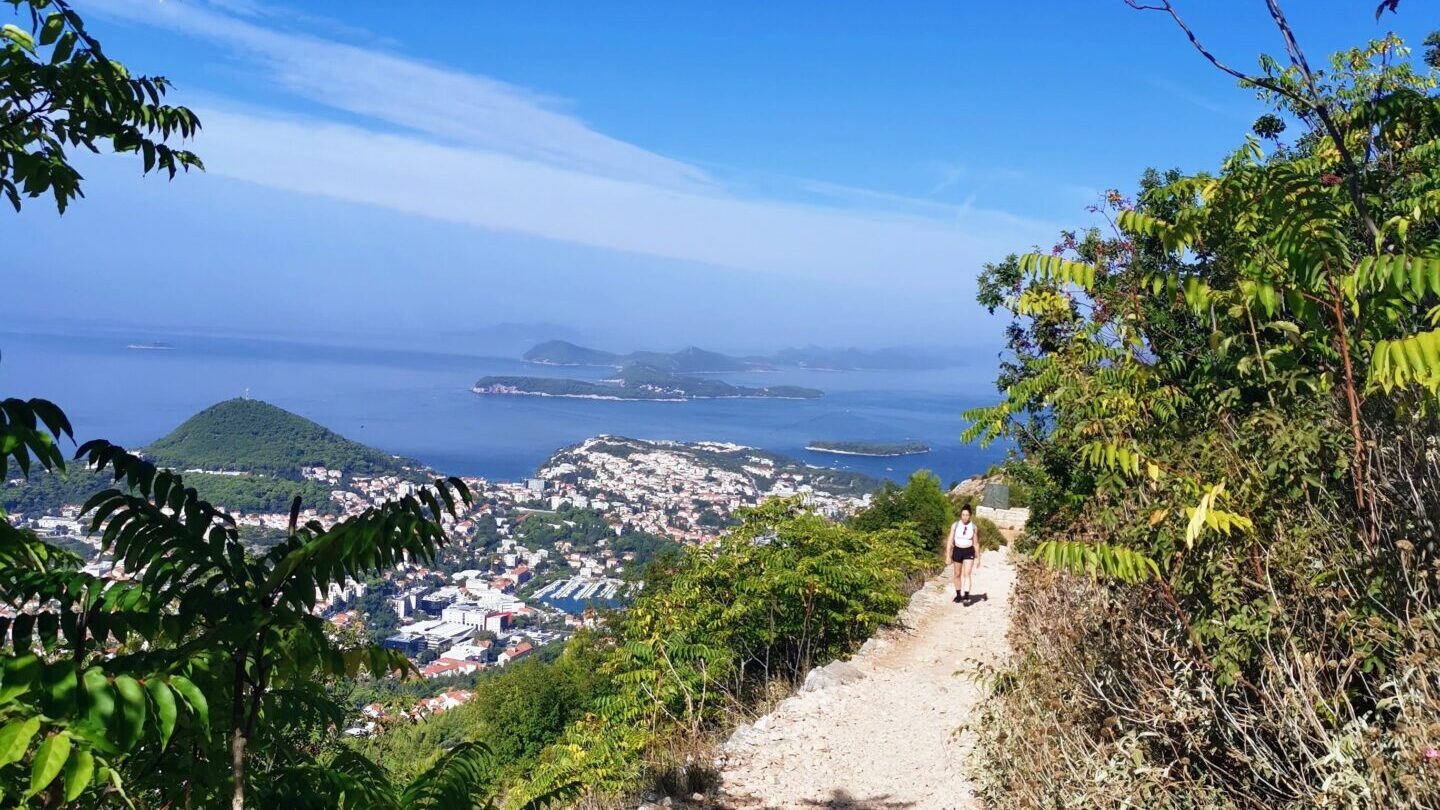 Wanderweg auf dem Berg Srd in Dubrovnik