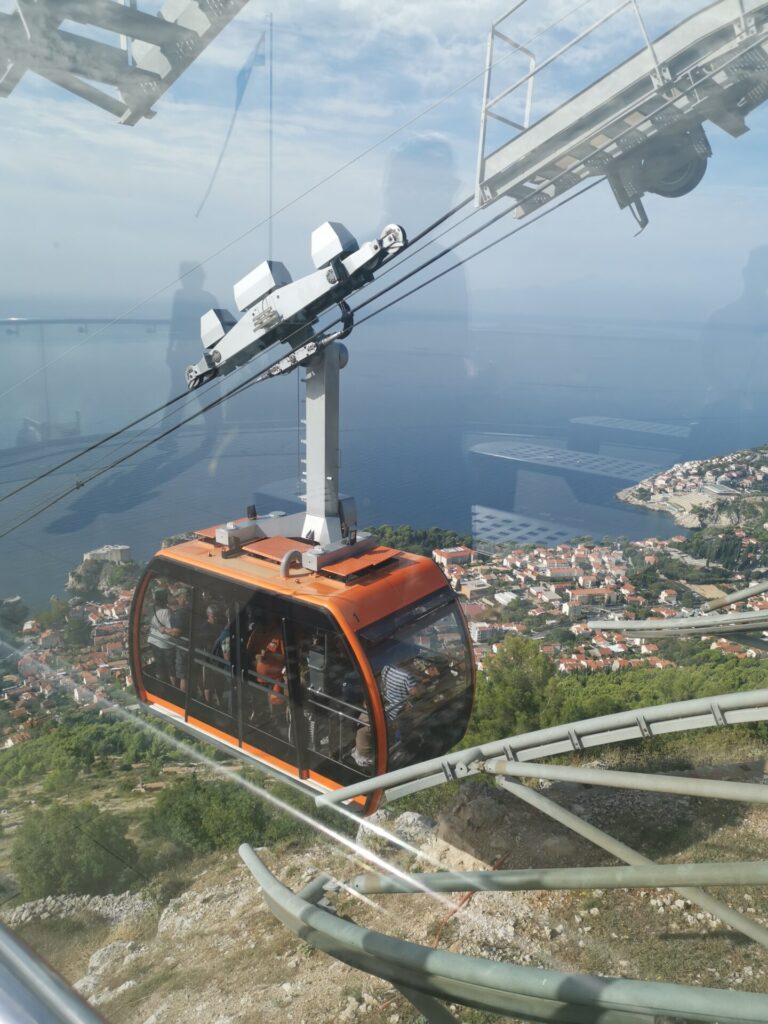 Gondel auf den Berg Srd im Dubrovnik