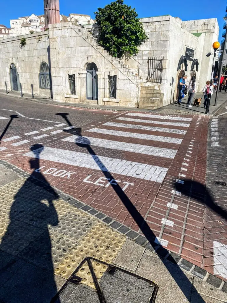 Zebrastreifen im Zentrum von Gibraltar