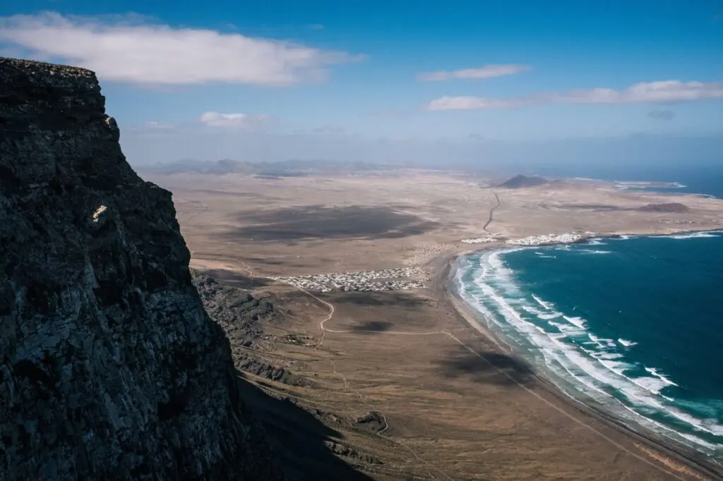 Blick auf Meer und Strand  in Lanzarote 