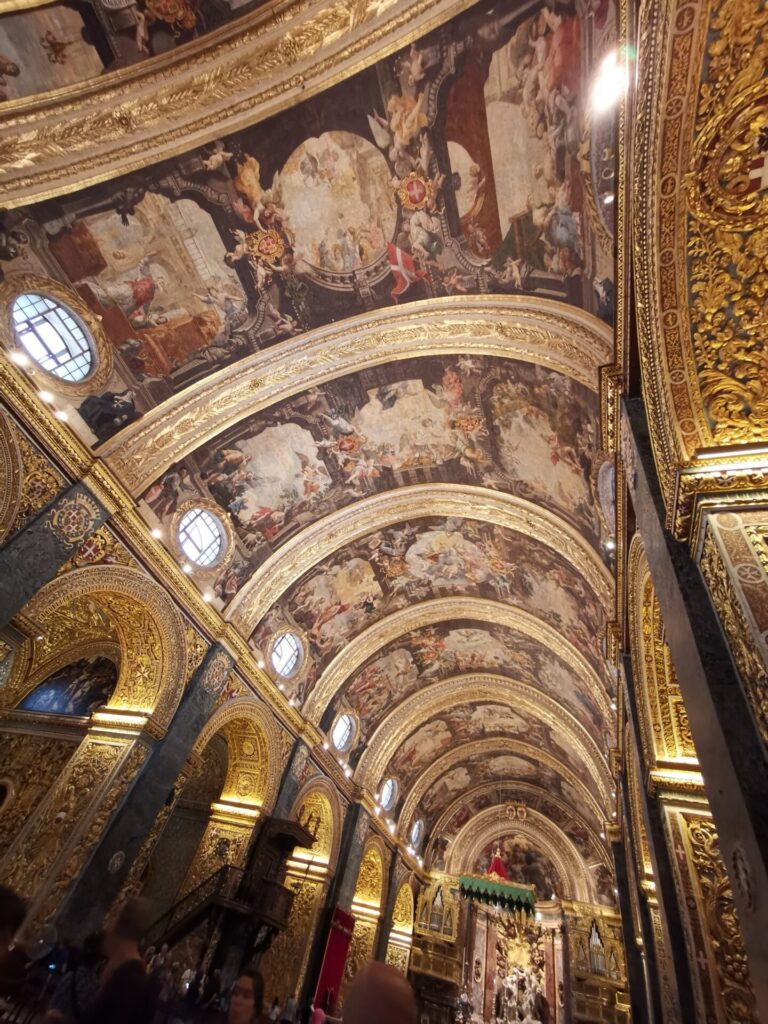 Malta Valletta Meer Hafen Bucht Zentrum Altstadt Gassen Bunt Steil Historisch View St. John's Co-Cathedral