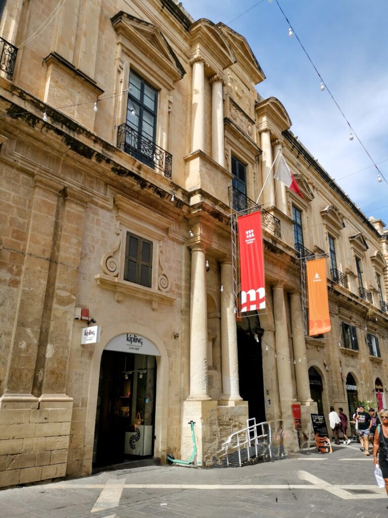 Eingang zum Archäologisches Nationalmuseum in Valletta