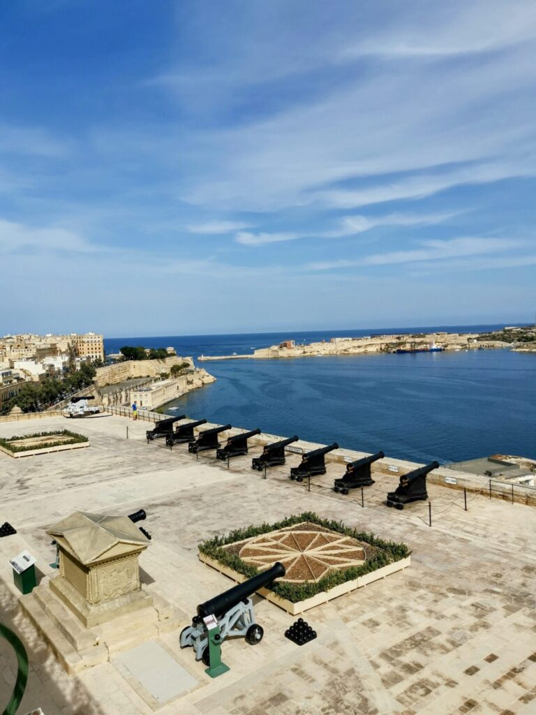 Saluting Battery im Upper Barraka Gardens in Valletta