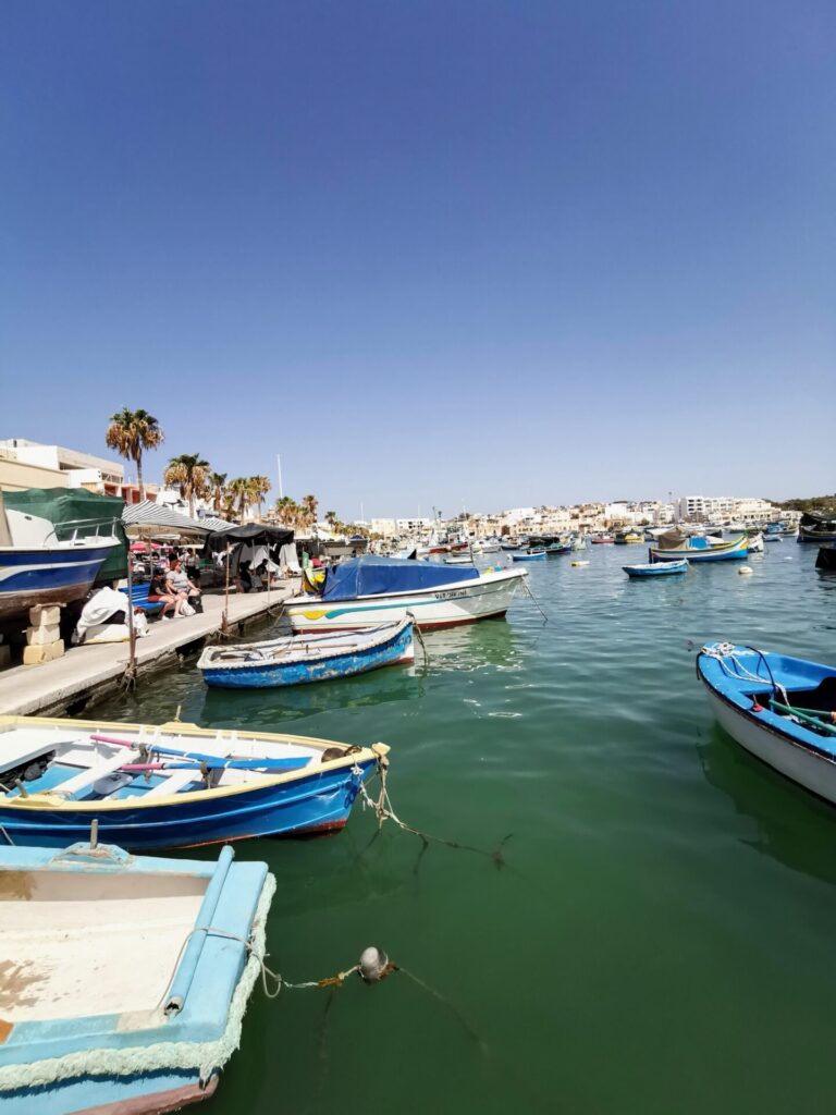 Bute Boote im Hafen von Marsaxlokk