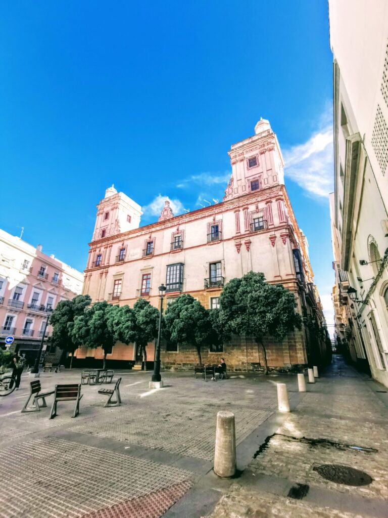 Haus der vier Türme in der Altstadt in Cadiz