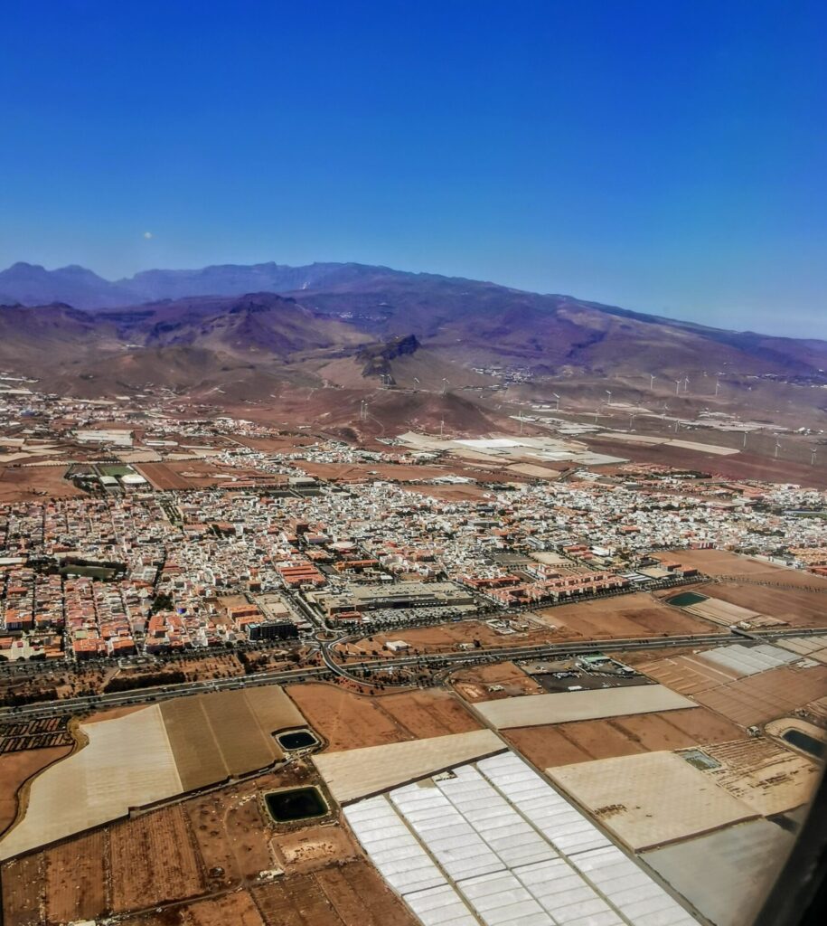 Blick aus Flugzeug auf Gran Canaria
