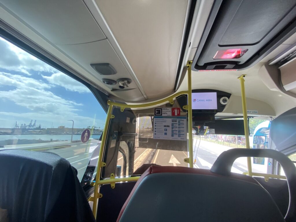 Mittelmeer Spanien Kanaren Gran Canaria Las Palmas Maspalomas Bus Haltestelle Innen