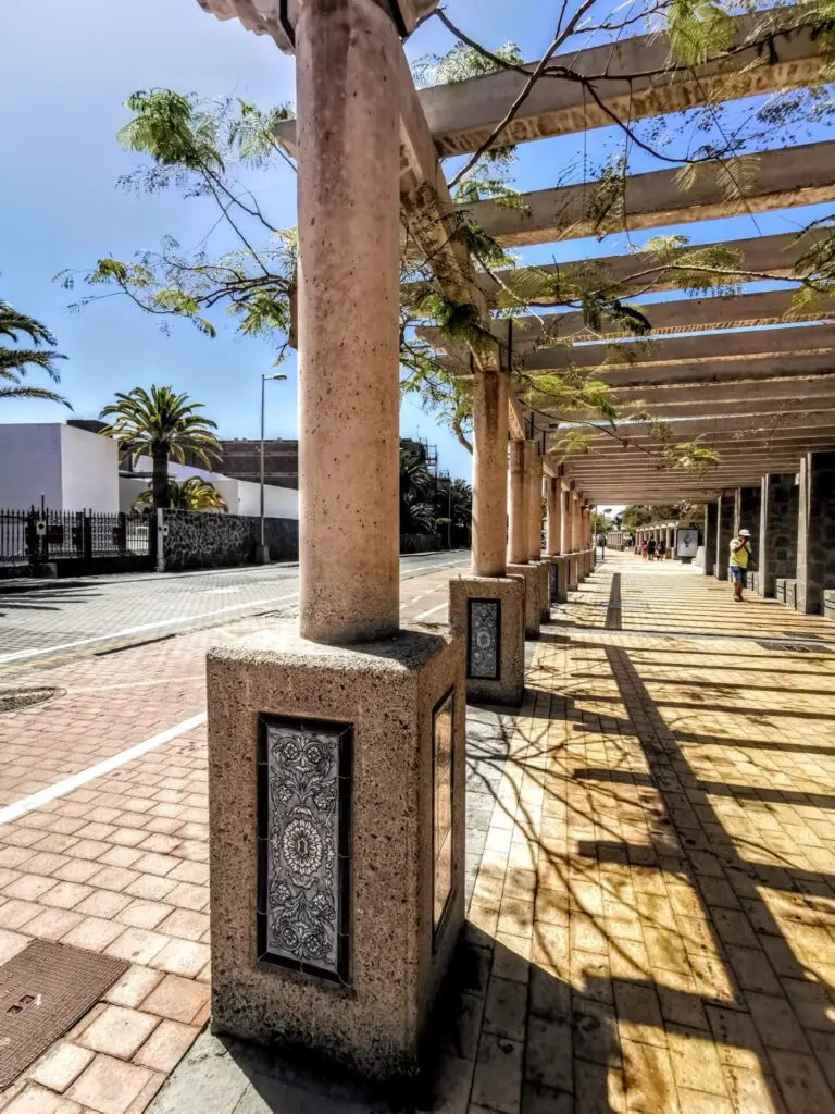 Fußweg in Maspalomas auf Gran Canaria