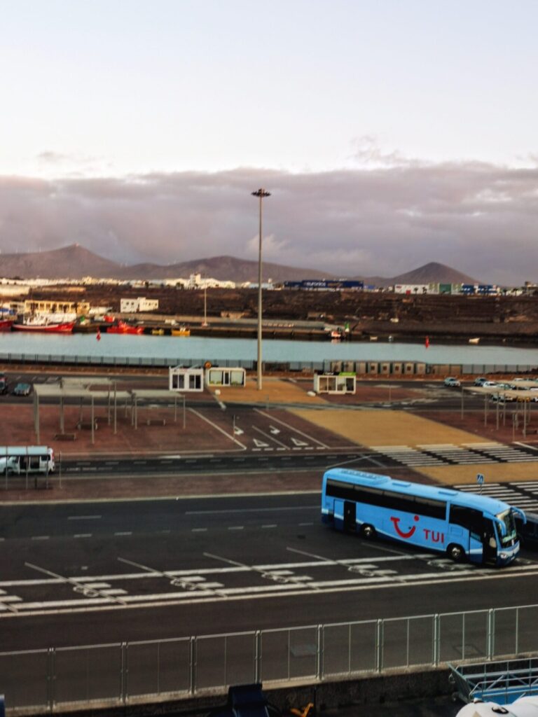 Parkplatz am Hafen von Arrecife