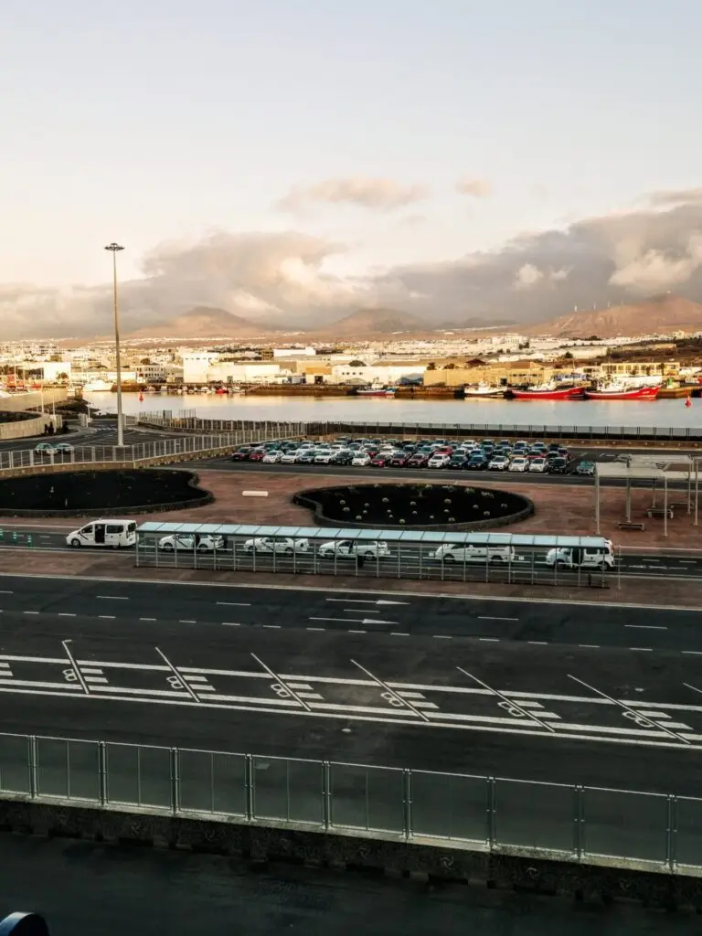 Taxis am Hafen von Arrecife 