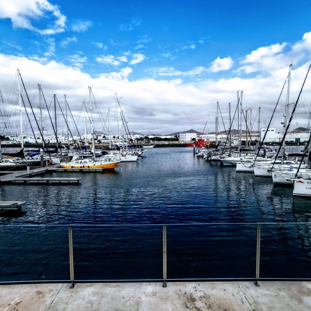 Yacht-Hafen am Hafen von Arrecife