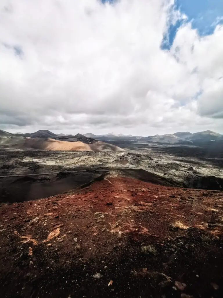 Landschaft im Naturpark Timanfaya in Lanzarote