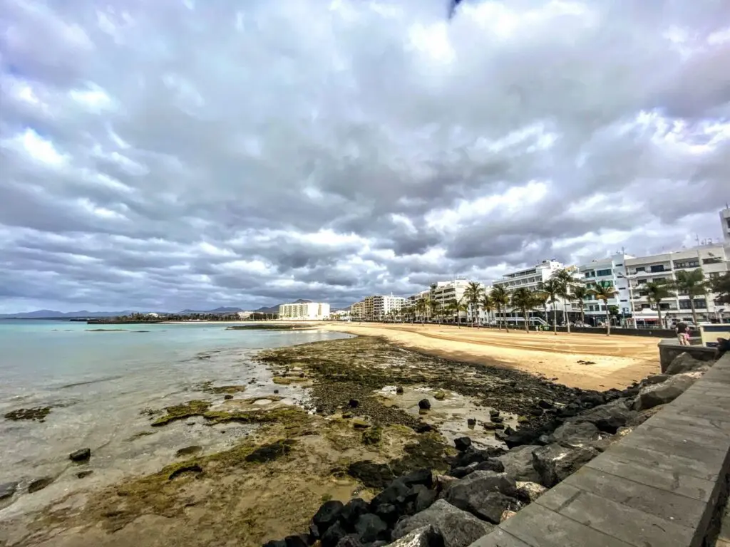 Mittelmeer Spanien Kanaren Lanzarote Arrecife Hafen Promenade 