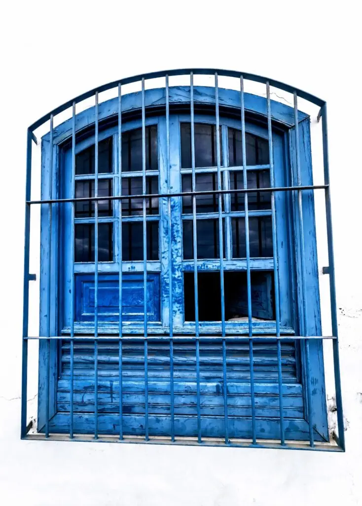 Blaues Holz-Fenster in Arrecife 