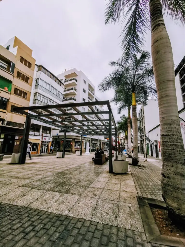 Mittelmeer Spanien Kanaren Lanzarote Arrecife Promenade Zentrum historisches Haus