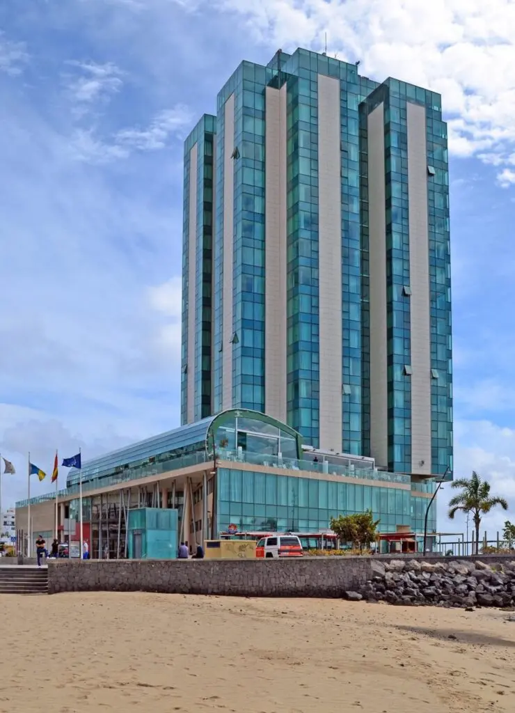 Grand Hotel an der Promenade in Arrecife 