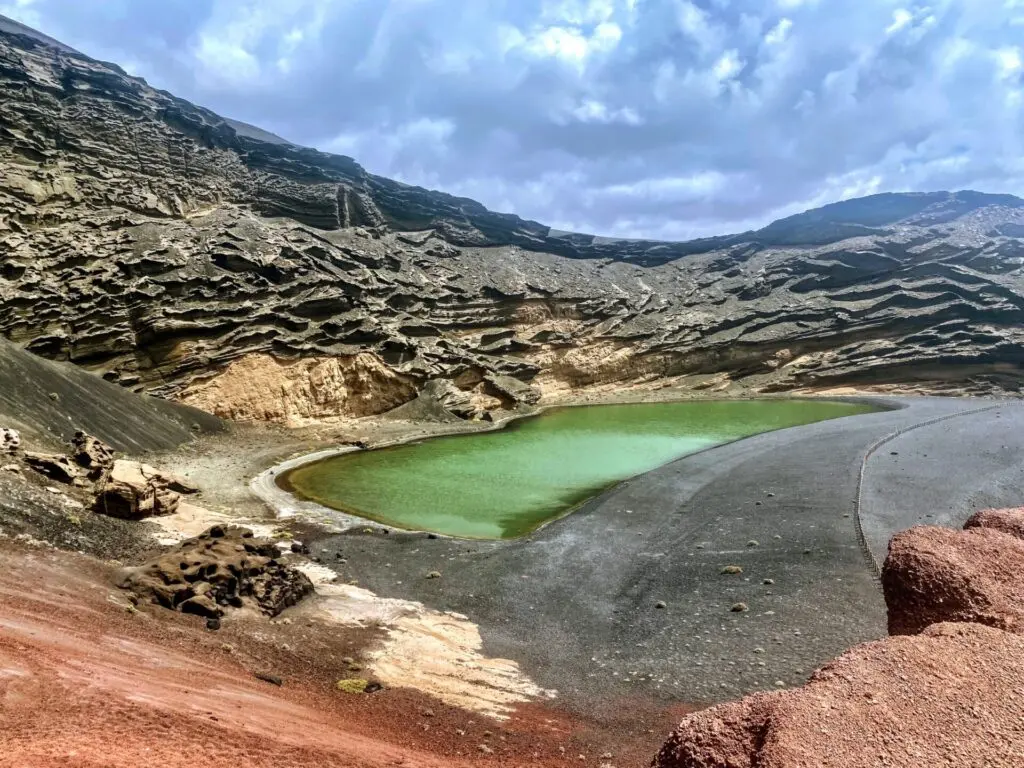 Mittelmeer Spanien Kanaren Lanzarote Gruener See