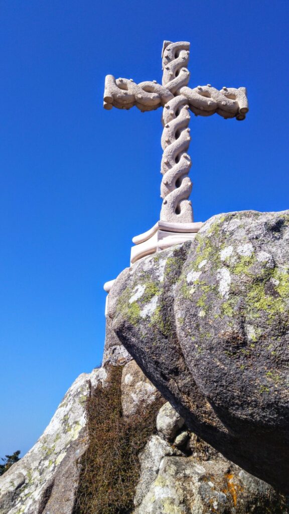 Gipfelkreuz im Park  Sintra