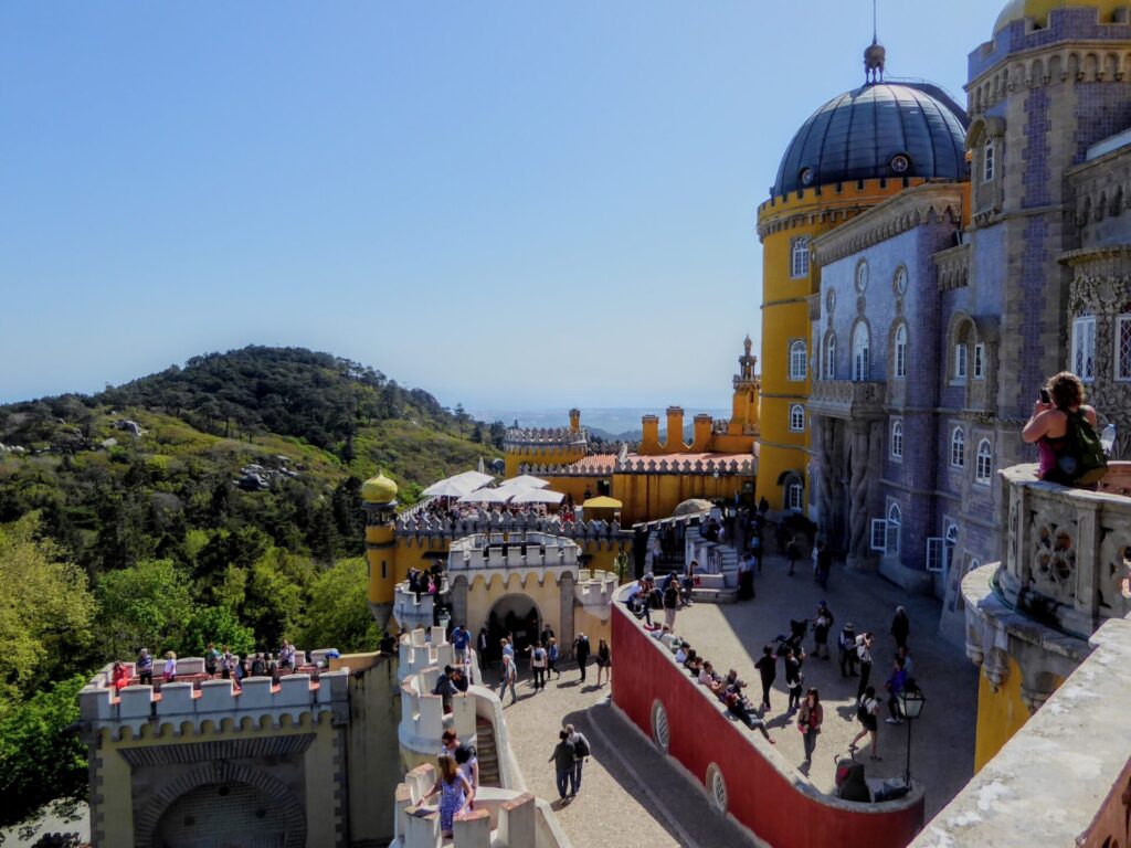 Palacio Nacional da Pena von außen in Sintra 