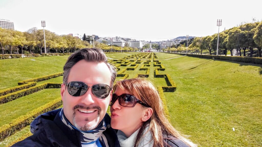 Pärchen am Parque Eduardo VII in Lissabon