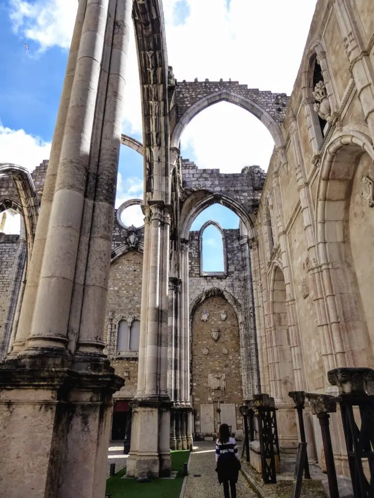 Convento do Carmo - Klosterkirche in Lissabon