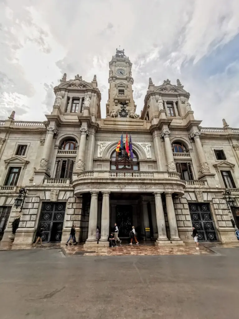 MIttelmeer Spanien Valencia Rathaus Saal Mamor Ausstellung Balkon