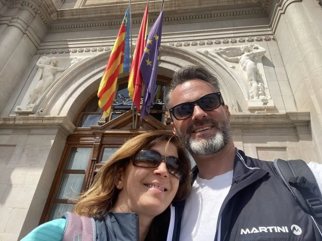 MIttelmeer Spanien Valencia Rathaus Saal Mamor Ausstellung Balkon