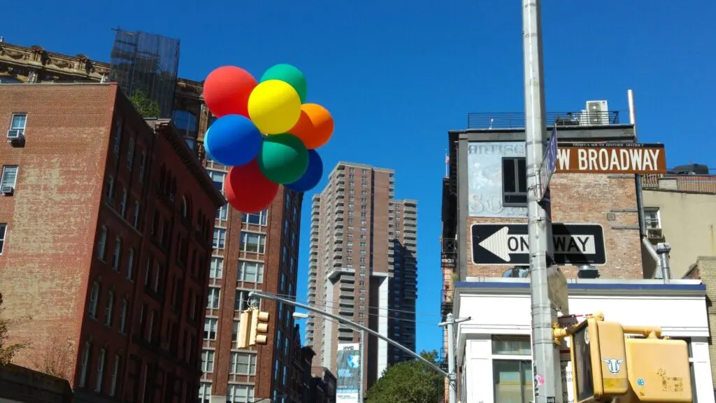 Bunte Ballon in New York Broadway