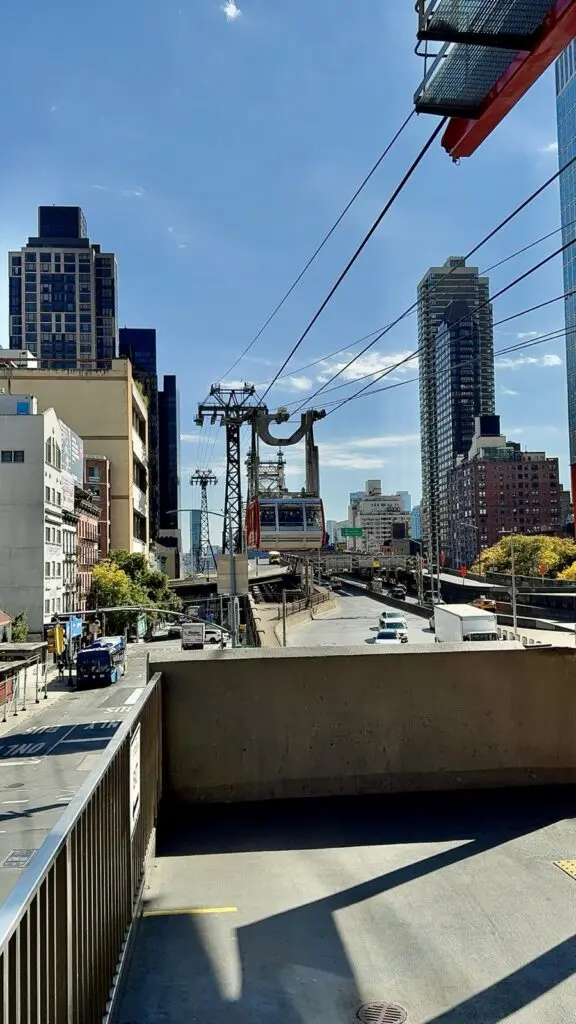Ausblick Roosevelt Island Tramway in New York