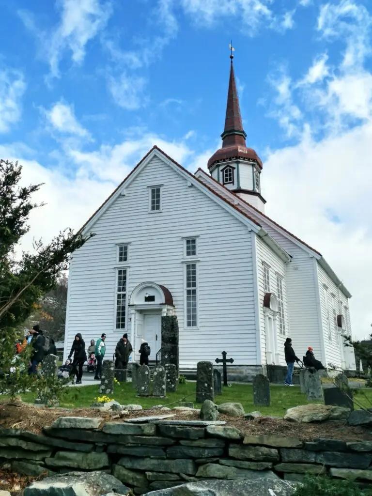 Kirche Eid Church in Nordfjordeid