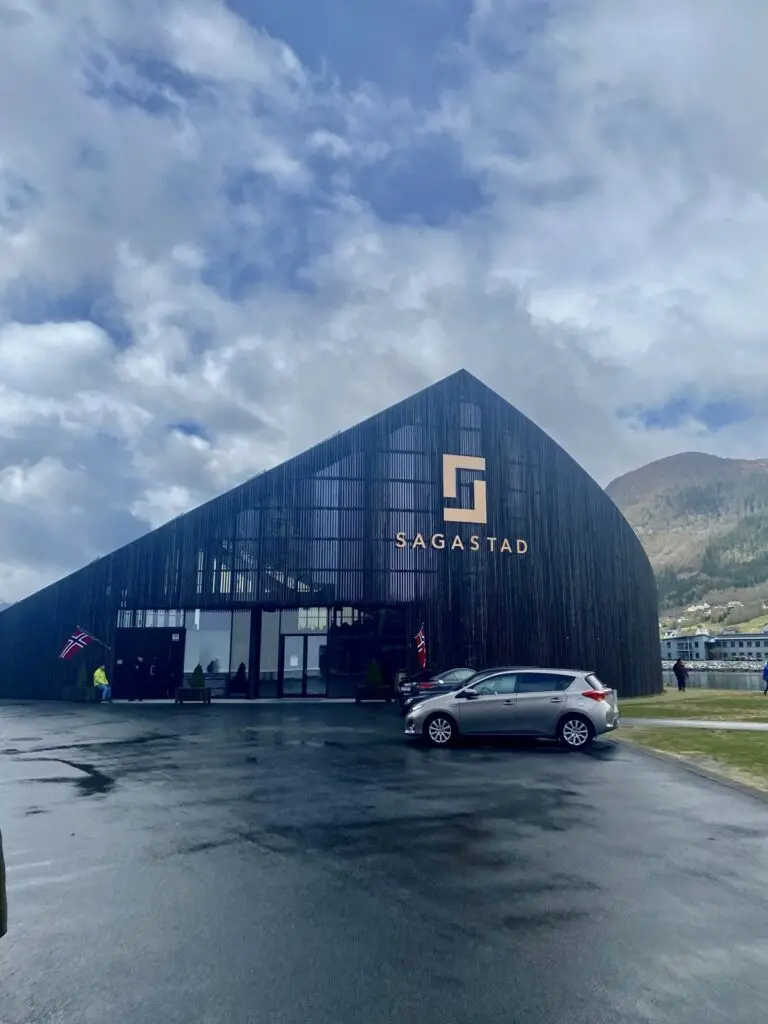 Sagastad Viking Center in Nordfjordeid