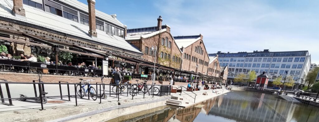 Stadteil Solsiden in Trondheim mit See 