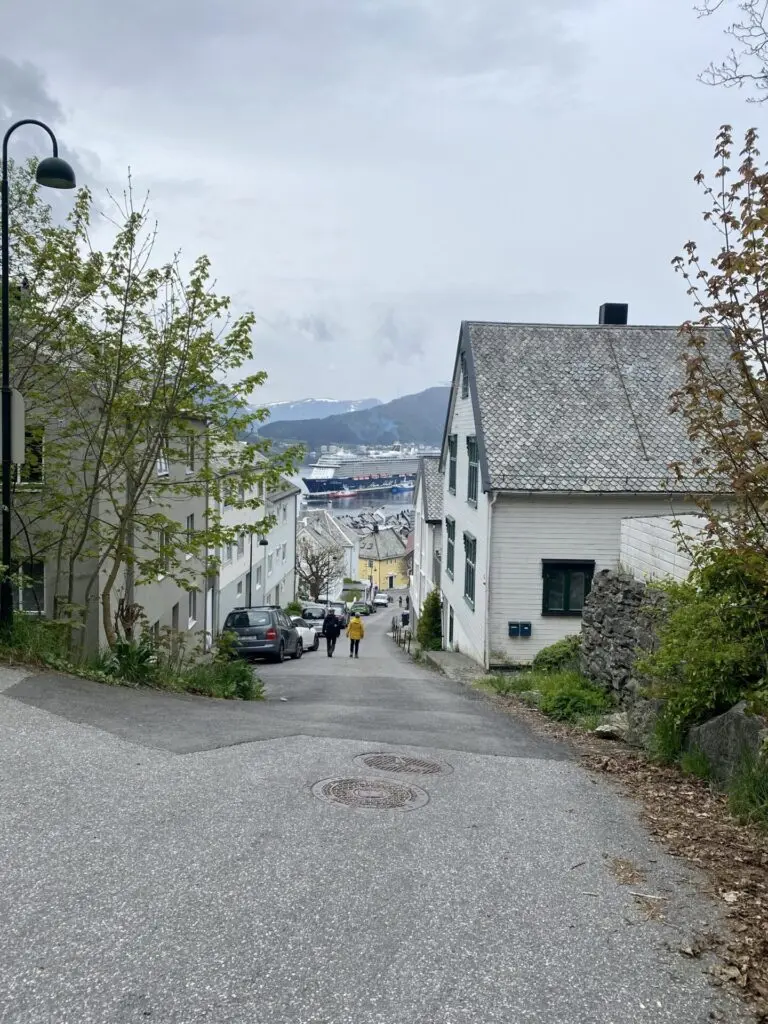 Weg auf den Aksla in Alesund