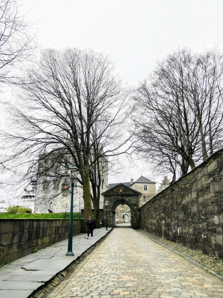 Zufahrt Festung Bergenhus in Bergen