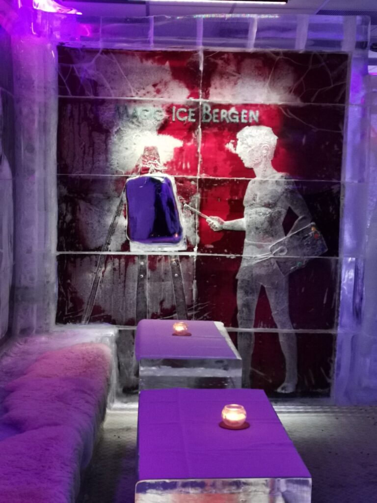 Magic Ice Bar in Bergen von innen