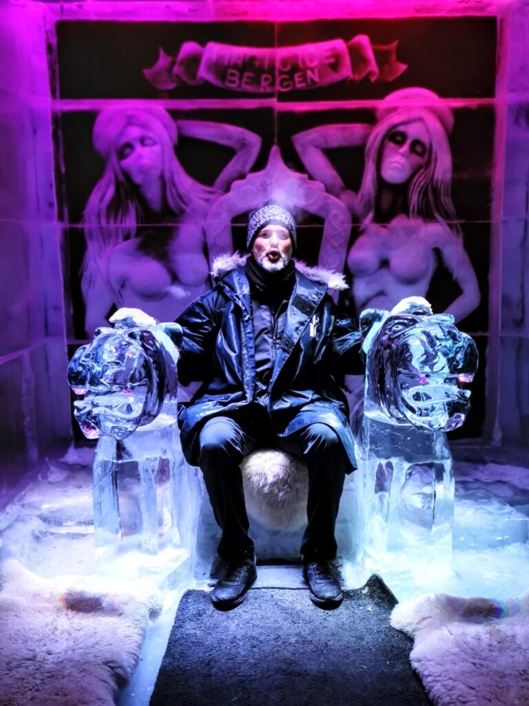 Magic Ice Bar in Bergen von innen