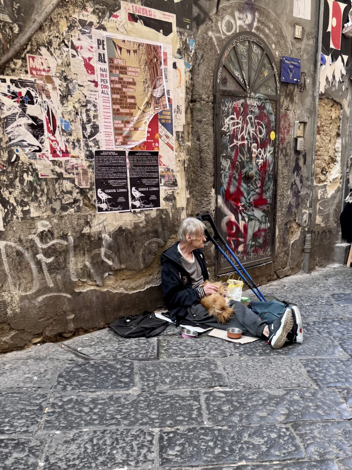 Obdachloser im Zentrum Neapel