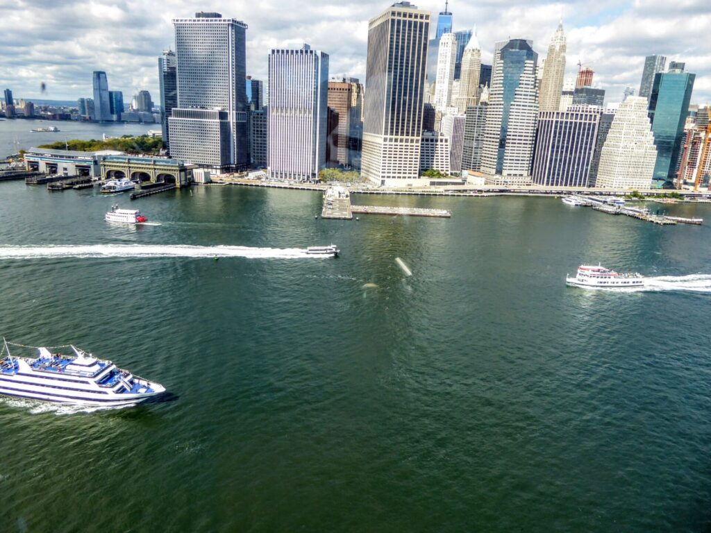 Blick auf New York City vom Hubschrauber aus