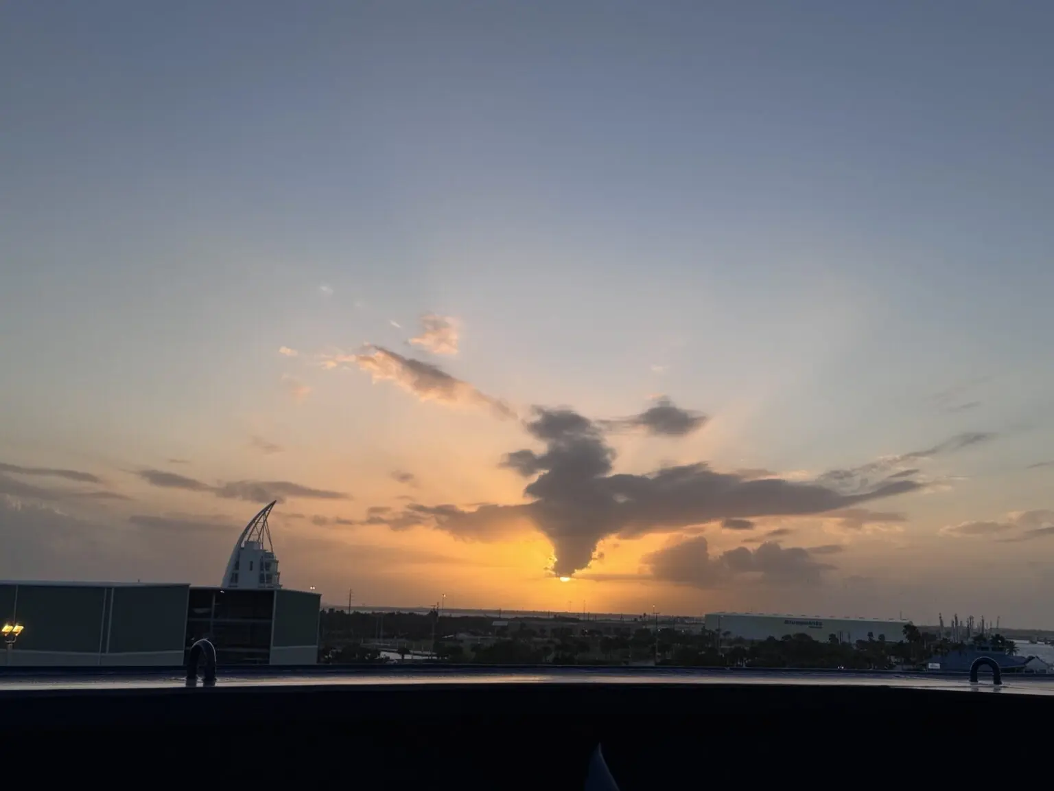 Sonnenuntergang am Hafen Port Canaveral